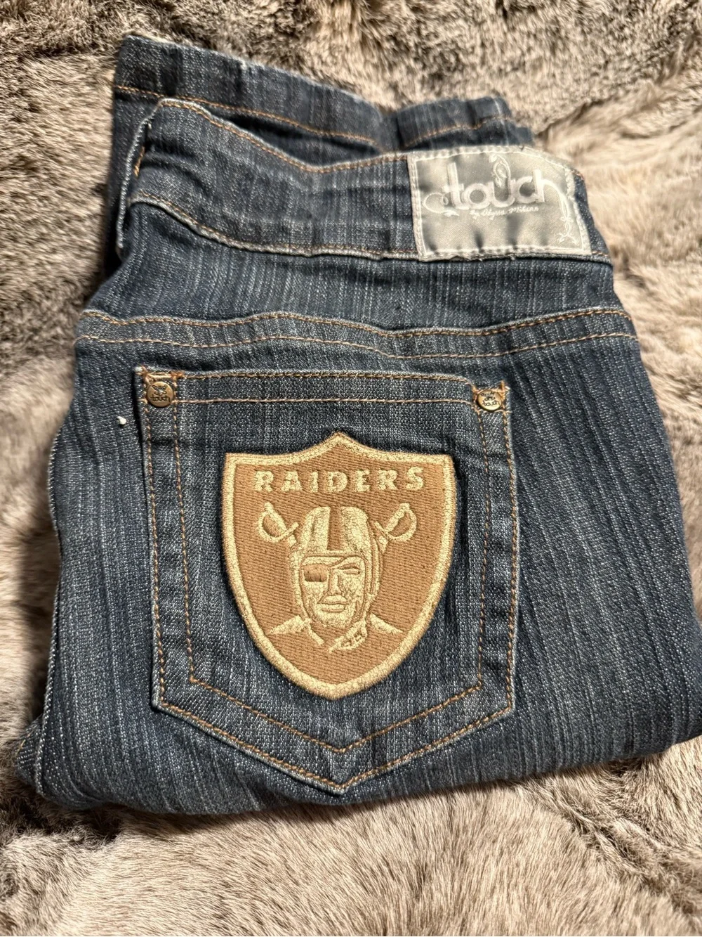 Touch by Alyssa Milano Dark Blue Straight Leg Jeans with Tan Raiders Patch - Picture 1 of 4